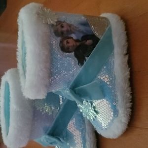 Frozen slippers